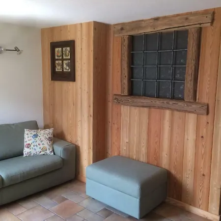 Chez Moillet Сasa de vacaciones *